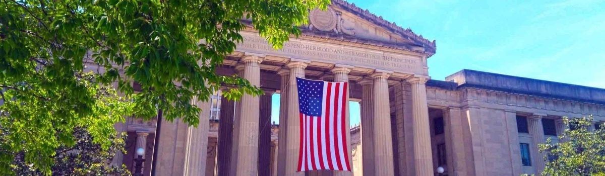 War Memorial Building at Legislative Plaza